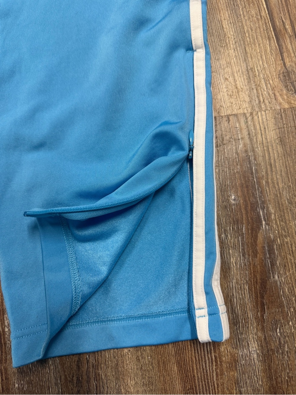 Y2K Adidas blue track pants with white stripes, size L - Picture 6 of 6